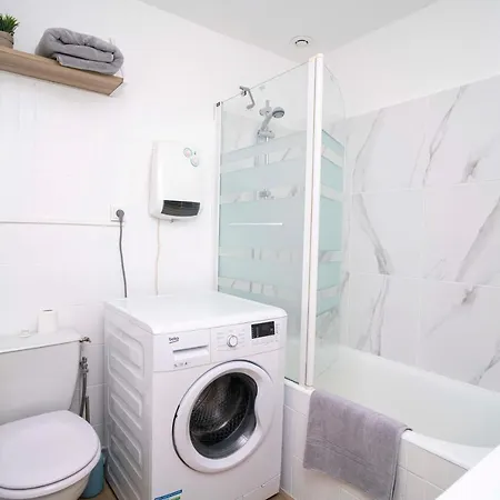 Onloc - Reveil Proche Halles Avec Parking * Pau